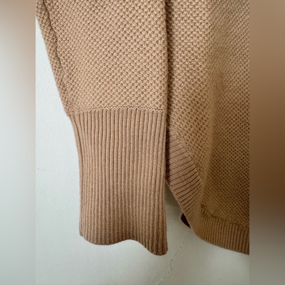 Women’s Cynthia Rowley 100% Extrafine Merino Wool Sweater Cowl Neck Pullover XS - Picture 4 of 6